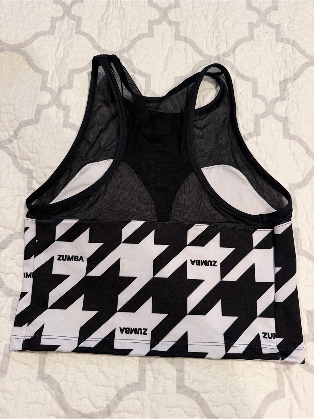 Zumba Fitness Amour Z-Lift High Neck Crop Tank - Picture 2 of 3